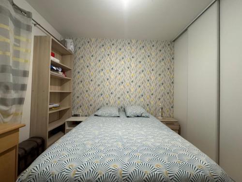 Galeriebild der Unterkunft Les Lilas - 4pers - Circuit Bugatti in La Chapelle-Saint-Rémy