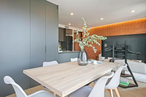 3 Bedroom Cozy Apartment In Joan Austria