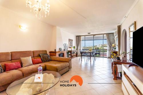 #158 T3 Panorama C by Home Holidays