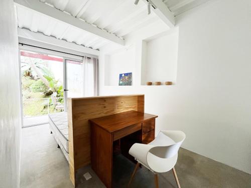 Φωτογραφία από το άλμπουμ του Ale's yellow little house σε Curridabat