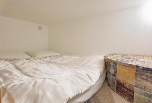 Bright Studio near Parc de la Villette & Metro