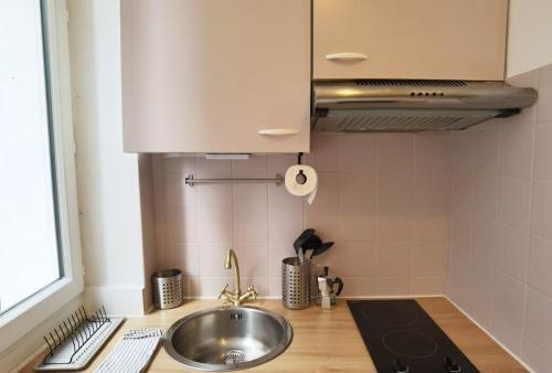 Bright Studio near Parc de la Villette & Metro