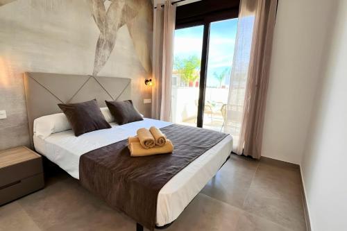 Modern apartment with swimming pool and terraces