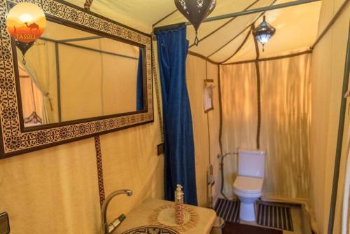 Ένα μπάνιο στο Luxury Camp Glamping