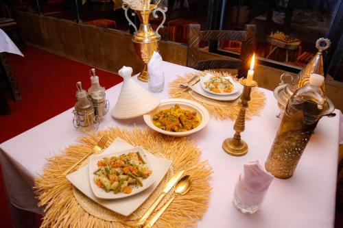 Tamlalt luxury camp merzoug