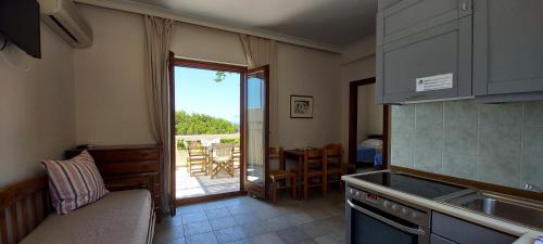 Η κουζίνα ή μικρή κουζίνα στο Doma Apartments 