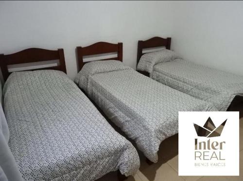 Postel nebo postele na pokoji v ubytování cabañas Gerom