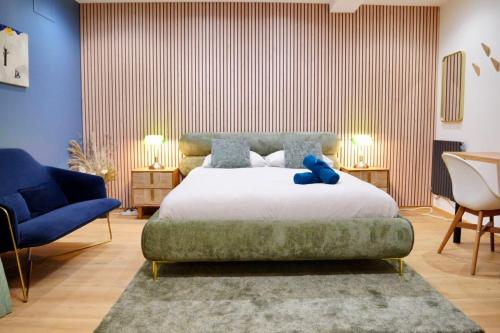 Modern Duplex - 5 rooms - Paris City Center