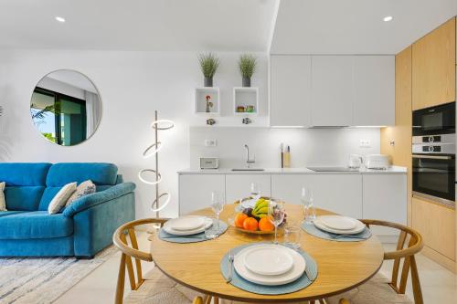 Lagos Luxury Apartment-Pool, Gym, Parking, Beach
