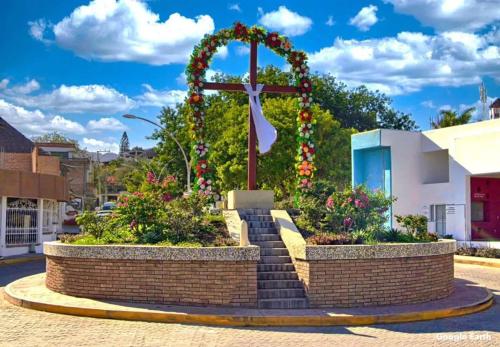 Κήπος έξω από το Luxury Canuva Beachfront Condo Pool Concierge