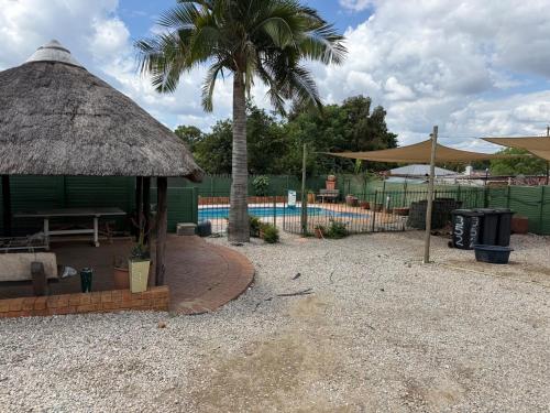 Πισίνα στο ή κοντά στο Entire Premises ideal for large groups and reunions