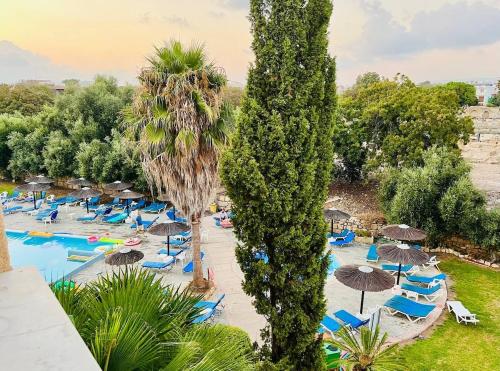 Harbour Haven 2 BR Gem steps fm sand and shops