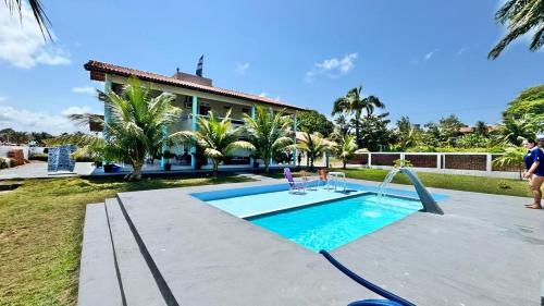 La alberca dentro o cerca de Casa do Lago Salinópolis