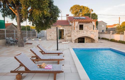 Amazing Home In Primosten