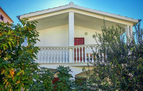 1 Bedroom Amazing Apartment In Vodice