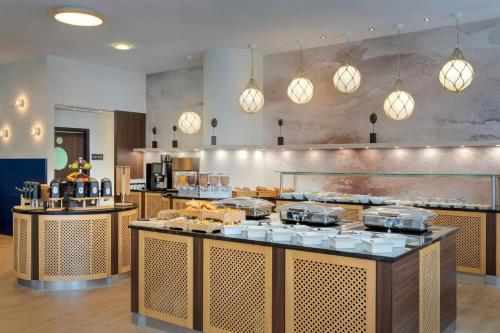 Jídlo v hotelu nebo okolí