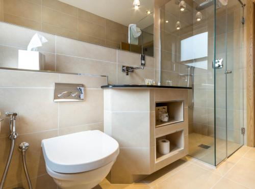 Ένα μπάνιο στο Mansio Suites Basinghall