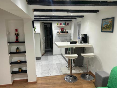 Η κουζίνα ή μικρή κουζίνα στο Cosy home