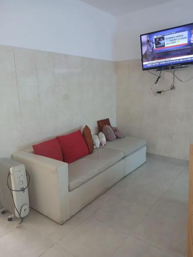 Μια τηλεόραση ή/και κέντρο ψυχαγωγίας στο Linda Goya