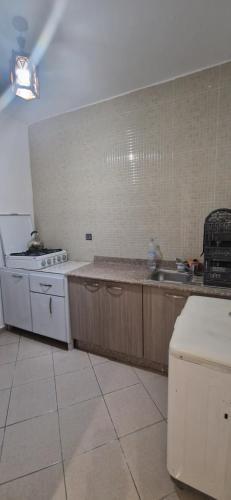 Η κουζίνα ή μικρή κουζίνα στο Humble Home