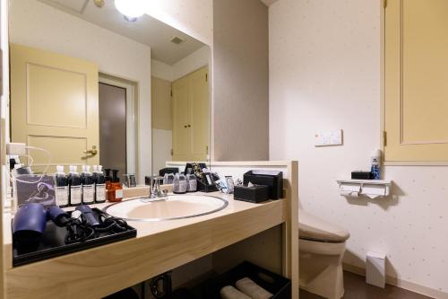 Η κουζίνα ή μικρή κουζίνα στο WEST INN hotel