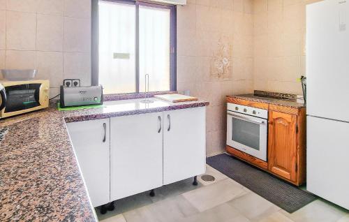 Nice Apartment In Malaga With Swimming Pool