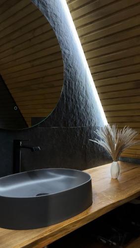 Φωτογραφία από το άλμπουμ του Lofty House Mountain σε Urych