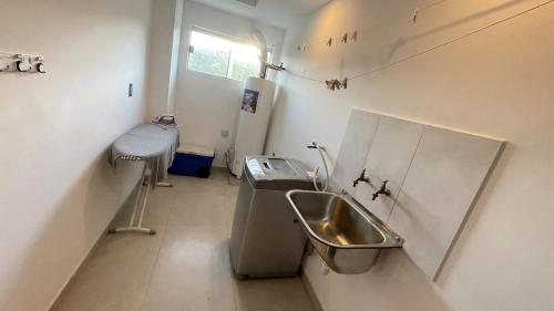 Φωτογραφία από το άλμπουμ του Beautiful new apartment with pool σε Tarija