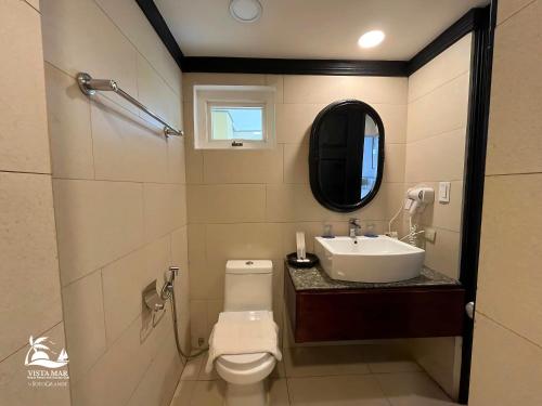 Ένα μπάνιο στο Vista Mar Beach Resort & Country Club