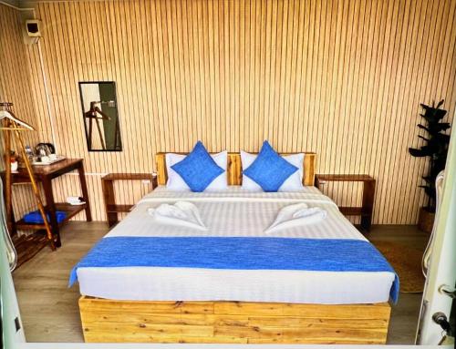 Imagen de la galería de kohrong sweet beach bungalows, en Koh Rong