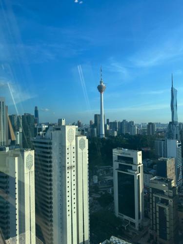 Nespecifikovaný výhled na destinaci Kuala Lumpur nebo výhled na město při pohledu z apartmánu