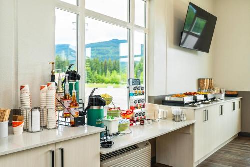 Jídlo v hotelu nebo okolí