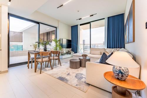 High-Floor 2BR with Private Pool Overlooking the Community, Steps from Park and Circle Mall, Binghatti Azure, JVC by Deluxe Holiday Homes