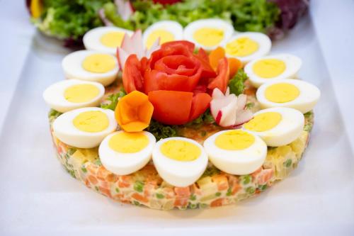 Jídlo v hotelu nebo okolí