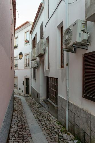 Lisbon Apartments by Propr
