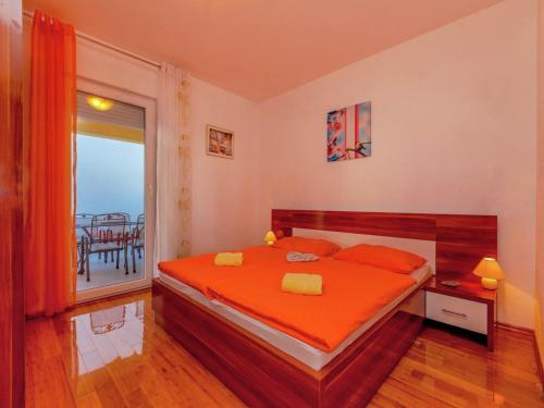 Spacious Apartment in Dramalj with Swimming Pool
