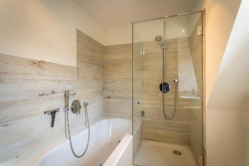 Ένα μπάνιο στο Häuschen mit privatem Schleizugang