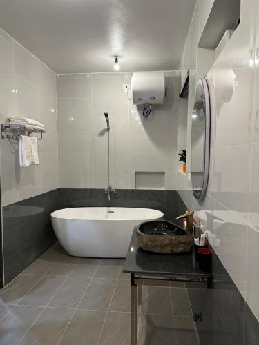 Et badeværelse på Tamcoc peacefull