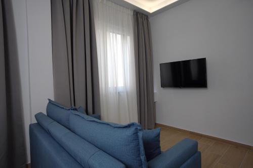 TiP - ToP Suites