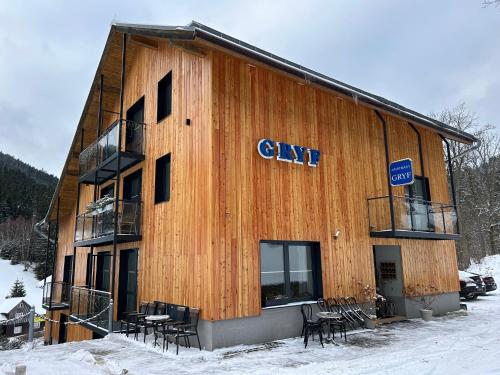 Harrachovský Chalet Gryf u sjezdovky