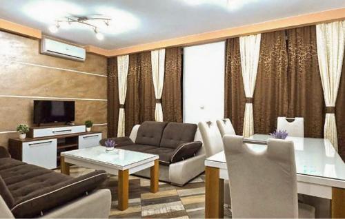 2 Bedroom Stunning Apartment In Vodice