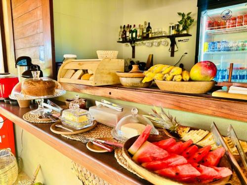 الطعام في الكوخ أو بالجوار