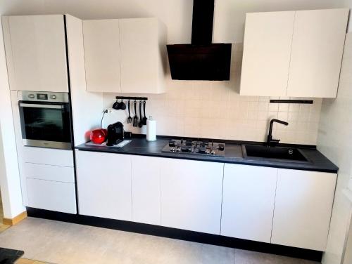 VM Ravenna Luxury Apartment的厨房或小厨房