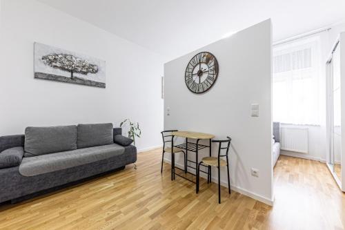 Compact Luxury by JR City Apartments