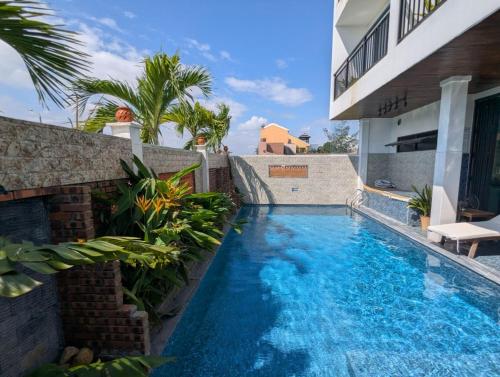 Hồ bơi trong/gần EasyLife Beach Villa Hội An