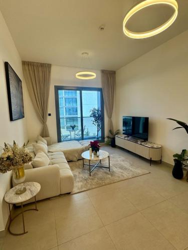 Brand New Luxury Home in a prime location