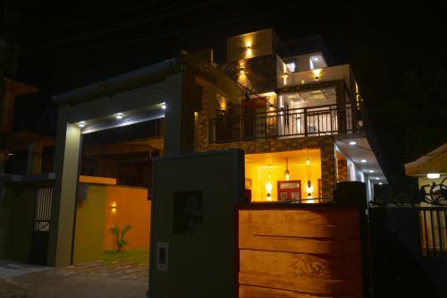 Bygningen som villaen ligger i