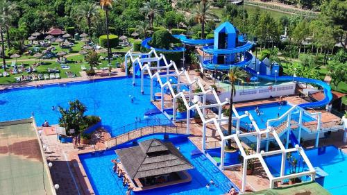 BenalBeach excellent Apt with front sea views