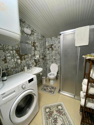 Ένα μπάνιο στο House in Perfect Location