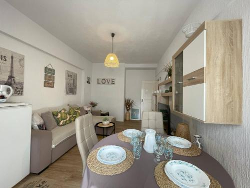 Gallery image of Costa 017 in Almada